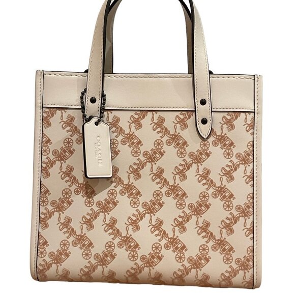 Coach CD750 Textured Field Tote 22 Horse & Carriage in Chalk White - Picture 2 of 16